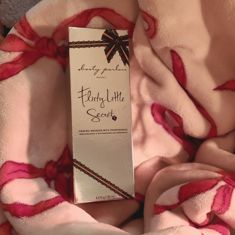 Booty Parlor Flirty Little Secret Firming Bronzer With Pheromones Cosmetic
